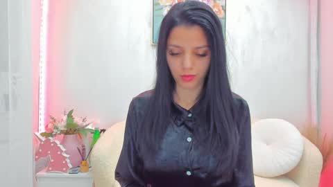 Sara online show from 04-24-26, 08:39