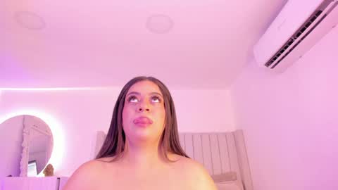 Sarah Bonneth online show from 02-02-25, 11:19