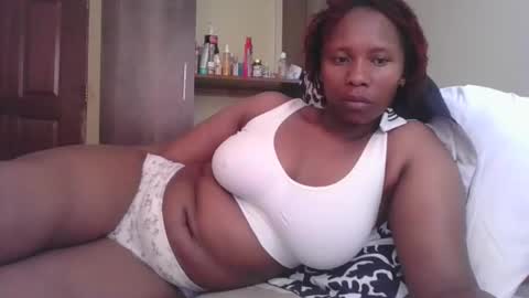 Snapshot of sarah_haggai chatting on 01-16-26, 05:11 sarah_haggai online show from 01-16-26, 05:11