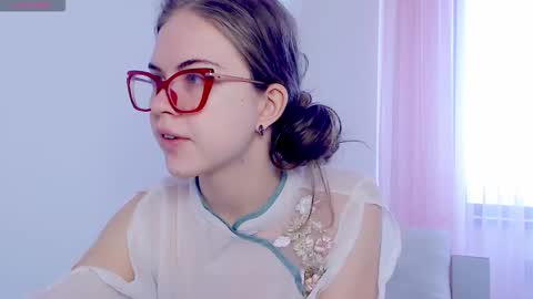 Sarah online show from 02-17-26, 07:49