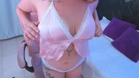 Sarah  online show from 06-13-26, 04:10