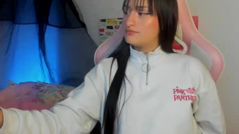 Sarah Ramirez online show from 12-27-24, 05:31