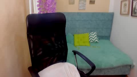 Sarah Ramirez online show from 01-28-25, 08:58