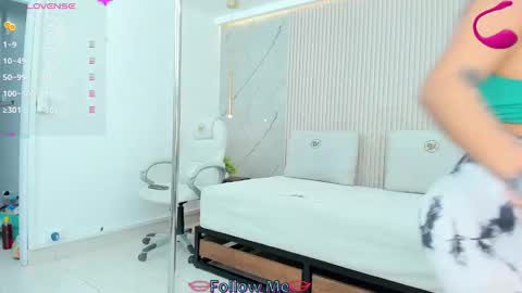 sarah online show from 03-12-25, 06:00