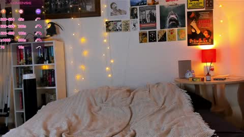 sarah welsh online show from 12-12-24, 09:58