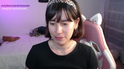 Snapshot of sarahdressler chatting on 12-24-24, 03:49 sarahdressler online show from 12-24-24, 03:49