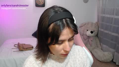 Snapshot of sarahdressler chatting on 01-07-25, 01:49 sarahdressler online show from 01-07-25, 01:49