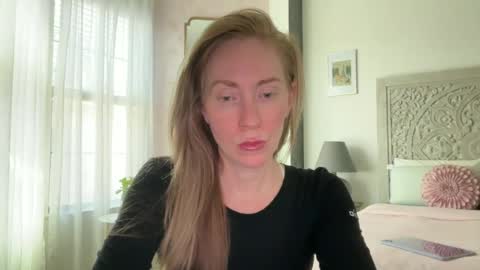 Sarah online show from 06-20-26, 06:11
