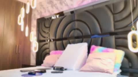 Snapshot of sarahgrey18 chatting on 02-10-25, 11:25 Sarah online show from 02-10-25, 11:25