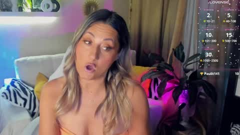 Divine Sarah NONUDE model online show from 05-25-26, 04:24