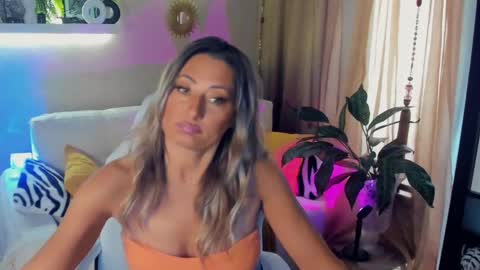 Divine Sarah NONUDE model online show from 05-26-26, 07:48