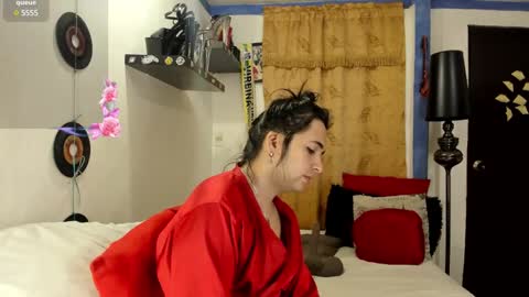 Snapshot of sarahjey chatting on 01-12-25, 01:16 SARAHJEY online show from 01-12-25, 01:16