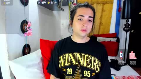 Snapshot of sarahjey chatting on 01-30-25, 12:59 SARAHJEY online show from 01-30-25, 12:59