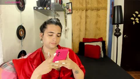 Snapshot of sarahjey chatting on 02-10-25, 03:21 SARAHJEY online show from 02-10-25, 03:21