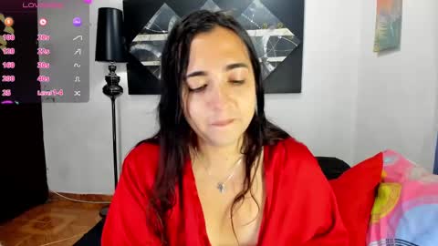 Snapshot of sarahjey chatting on 03-01-25, 04:33 SARAHJEY online show from 03-01-25, 04:33