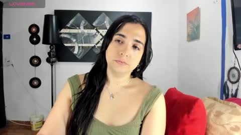 Snapshot of sarahjey chatting on 09-23-25, 09:29 SARAHJEY online show from 09-23-25, 09:29