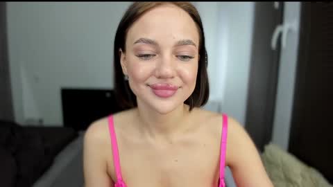 sarahphyllis online show from 01-18-25, 08:30