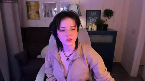 Sarah online show from 02-19-26, 06:42