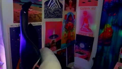 Snapshot of saraht666 chatting on 02-15-26, 07:51 Sarah T online show from 02-15-26, 07:51