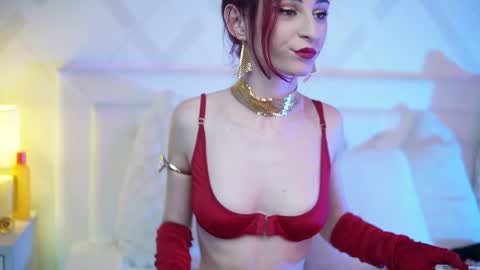 Snapshot of saraiangel chatting on 10-25-25, 07:19 Sarai online show from 10-25-25, 07:19