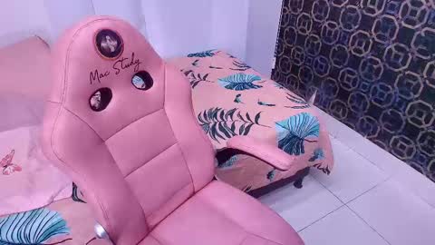 Sara  online show from 02-18-25, 11:55