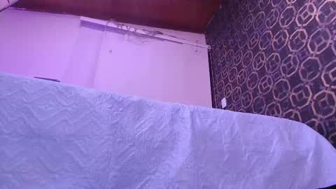 Sara  online show from 09-28-25, 11:59