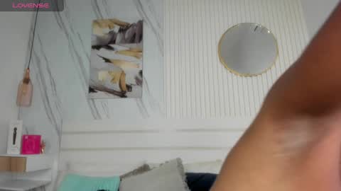 Sara Lewis online show from 06-01-26, 11:23