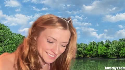 Snapshot of saraloverays chatting on 10-27-25, 12:26 Back from Vacay Follow for more here online show from 10-27-25, 12:26