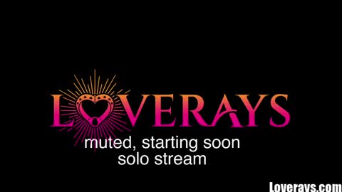 Snapshot of saraloverays chatting on 12-22-25, 11:35 Back from Vacay Follow for more here online show from 12-22-25, 11:35