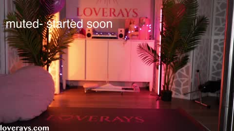 Snapshot of saraloverays chatting on 02-23-26, 01:36 Back from Vacay Follow for more here online show from 02-23-26, 01:36