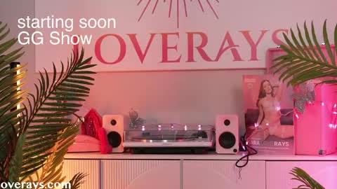 Snapshot of saraloverays chatting on 02-27-26, 09:48 Back from Vacay Follow for more here online show from 02-27-26, 09:48