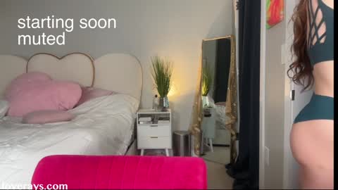 Snapshot of saraloverays chatting on 03-16-26, 03:12 Back from Vacay Follow for more here online show from 03-16-26, 03:12