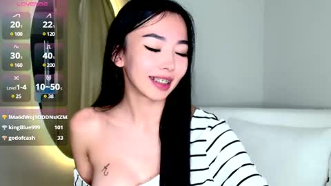 Mia online show from 12-14-24, 07:07