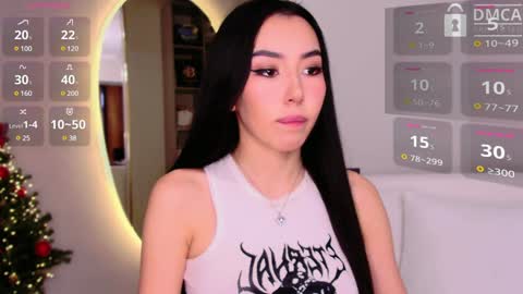 Mia online show from 02-02-25, 06:58