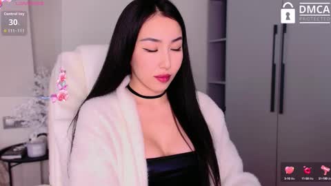 Mia online show from 10-02-25, 08:10