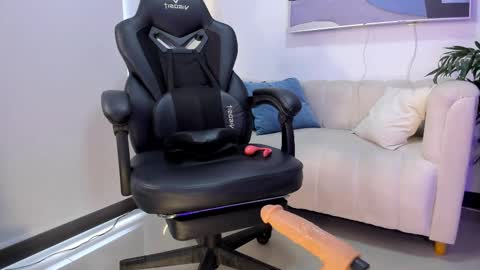 I am Sara  online show from 03-06-25, 07:10