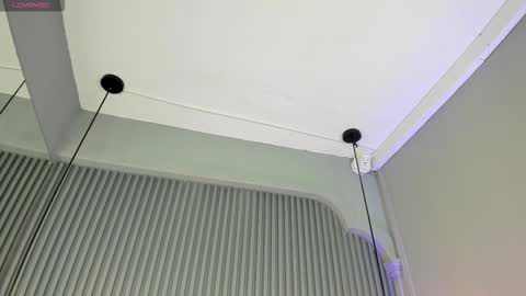 Sara   online show from 11-13-25, 10:41