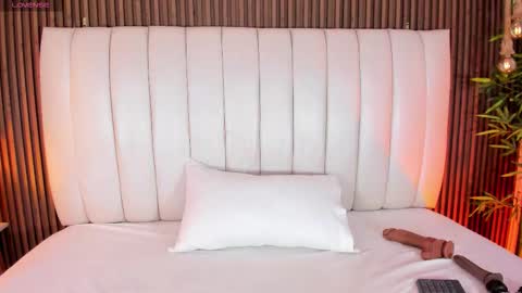 Sara   online show from 02-27-26, 11:05