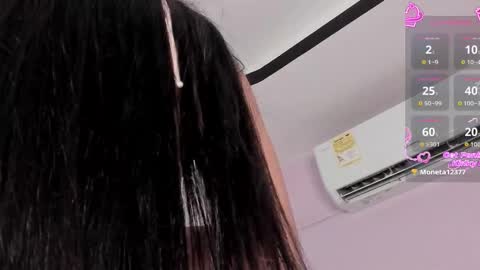 Snapshot of sararoy_ chatting on 11-22-25, 01:04 Sara online show from 11-22-25, 01:04