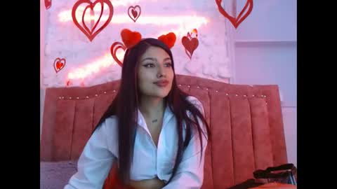 Snapshot of sarastonesx chatting on 02-14-25, 03:11 sarastonesx online show from 02-14-25, 03:11