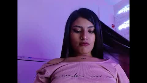 Snapshot of sarastonesx chatting on 03-10-25, 04:28 sarastonesx online show from 03-10-25, 04:28