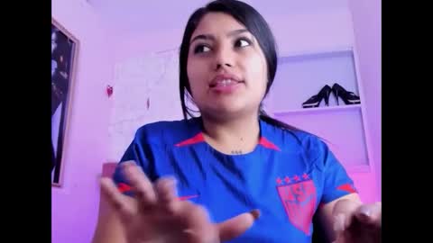 Snapshot of sarastonesx chatting on 09-20-25, 09:54 sarastonesx online show from 09-20-25, 09:54