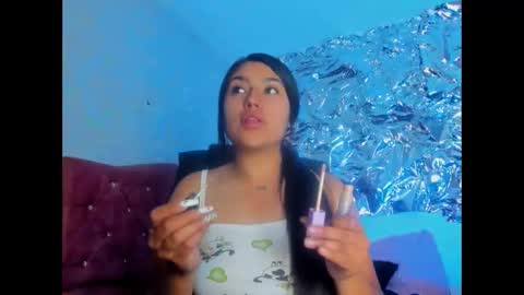 Snapshot of sarastonesx chatting on 02-06-26, 05:01 sarastonesx online show from 02-06-26, 05:01