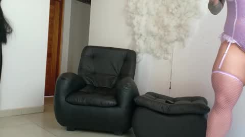 Snapshot of saratrita chatting on 02-05-26, 02:33 Sara Herrera online show from 02-05-26, 02:33