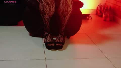 Snapshot of saratrita chatting on 02-23-26, 12:19 Sara Herrera online show from 02-23-26, 12:19