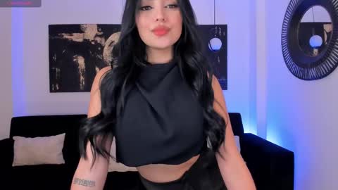 Sara Winstone online show from 02-12-25, 08:07