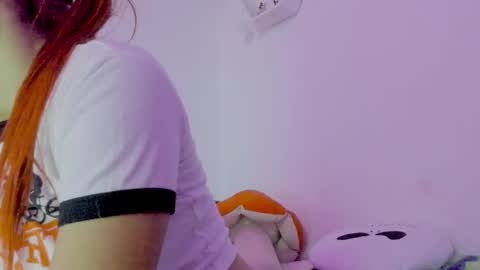 Snapshot of saray2312 chatting on 11-05-25, 11:27 Saray online show from 11-05-25, 11:27