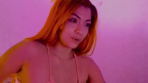 Snapshot of saray2312 chatting on 02-14-26, 04:20 Saray online show from 02-14-26, 04:20