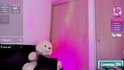 Snapshot of saray_mendoza chatting on 02-03-26, 02:53 Saray Mendoza online show from 02-03-26, 02:53