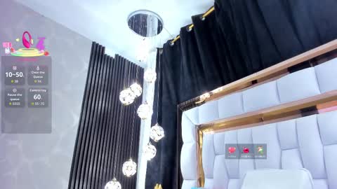 Snapshot of sarayroyse chatting on 09-19-25, 07:36 Saray online show from 09-19-25, 07:36